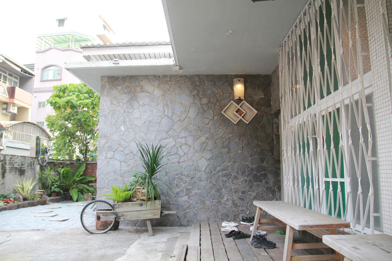 Tainan Macarthur Homestay Kültér fotó